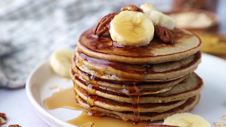 Healthy Oatmeal Banana Pancakes - Gluten-Free Breakfast