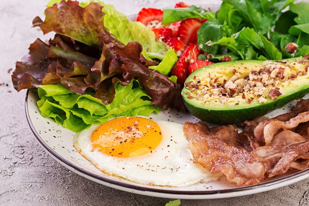 Savory Baked Avocado with Bacon and Eggs - Keto Breakfast Delight